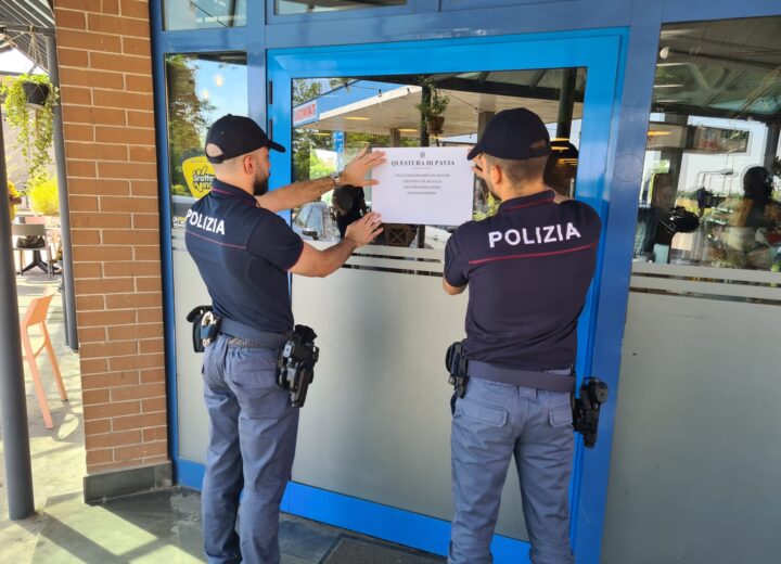 Vie d’emergenza ostruite e pericoli per la sicurezza: Questore di Pavia sospende licenza a un locale