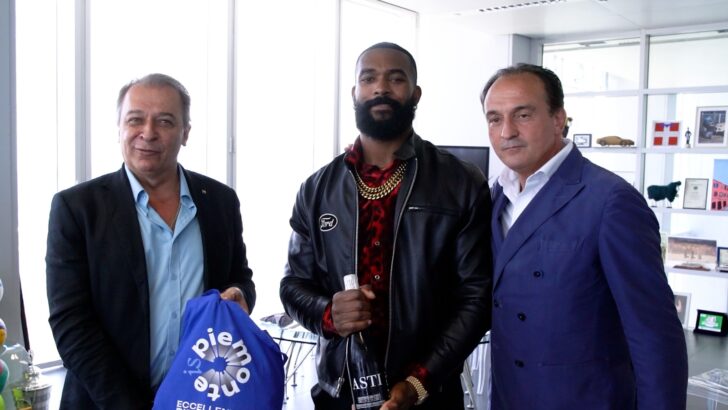 Wrestling a Torino: la superstar Montez Ford accolto al Grattacielo Piemonte