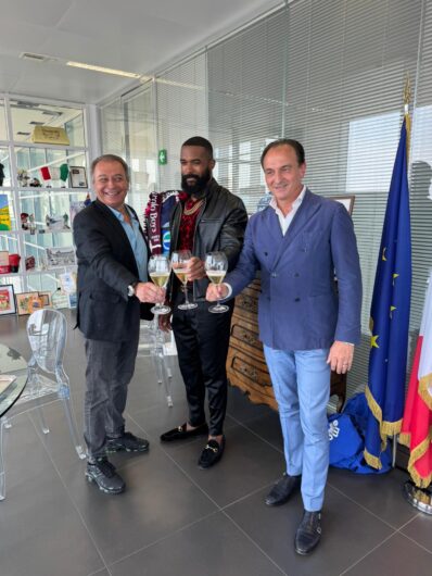 Wrestling a Torino: la superstar Montez Ford accolto al Grattacielo Piemonte