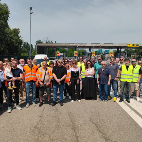 “Un ottimo lavoratore, un grande amico”: al casello il ricordo di Nando e l’appello contro le morti sul lavoro