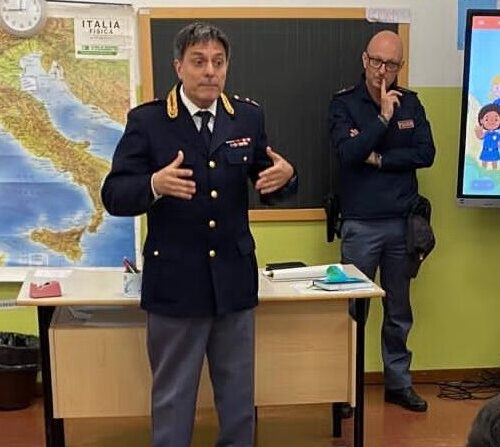 “Non ferire con le parole”: la Polizia incontra i bambini della scuola Ferrero di Alessandria