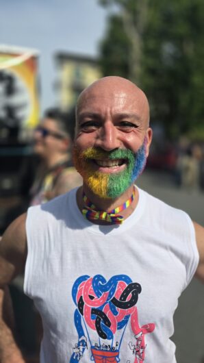 Una festa di colori: ad Alessandria è partito il corteo del Pride