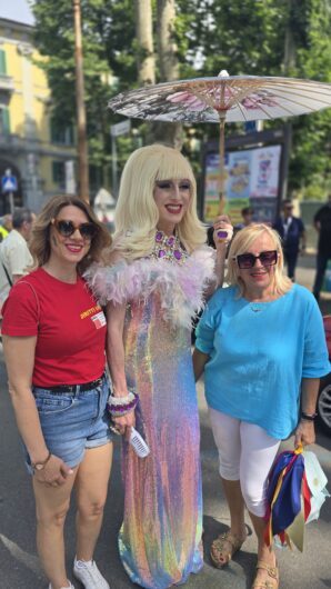 Una festa di colori: ad Alessandria è partito il corteo del Pride