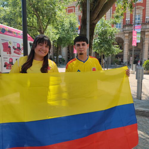 Al Giro per tifare Bernal e Rubio: le emozioni di Camila e Daniel, colombiani e alessandrini d’adozione