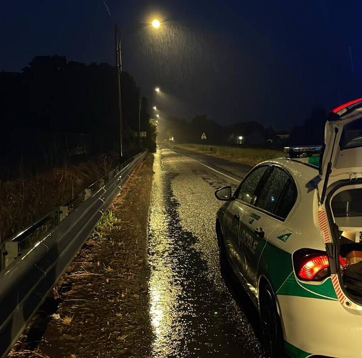 Livello del rio Lovassina monitorato dopo le piogge a monte: acqua defluita dalla strada statale tra Alessandria e Novi
