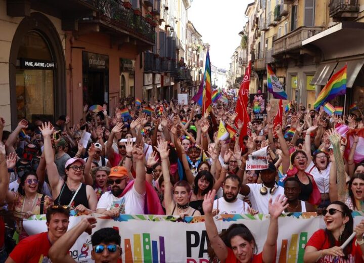 Pavia Pride celebra dieci anni. Questo sabato la città si colora per i diritti e l’inclusione