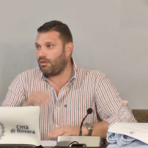 Novara, il vicesindaco Ivan De Grandis verso le dimissioni: “Clima ostile che danneggia tutti”