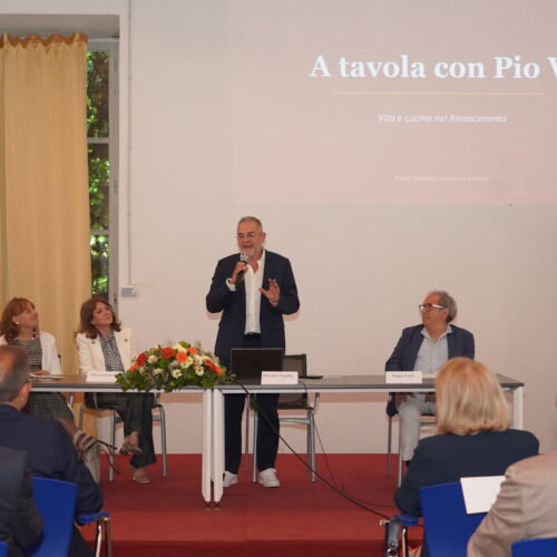 Storia, arte e cucina nel complesso di Santa Croce: un viaggio pieno di fascino