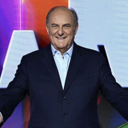 Gerry Scotti riceve il Premio Internazionale Gerolamo Cardano: “Nella vita la curiosità è tutto”