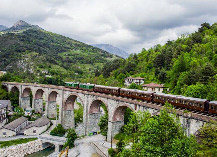 Dal 5 luglio al 16 agosto tornano i treni storici sulla Ferrovia delle Meraviglie