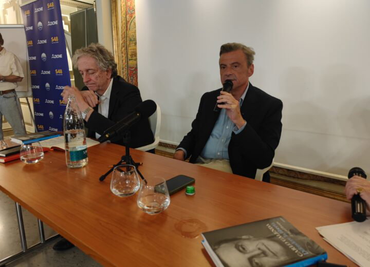 Carlo Calenda ad Alessandria: “È il momento dell’Europa unita. Putin intrappolato nel suo imperialismo”