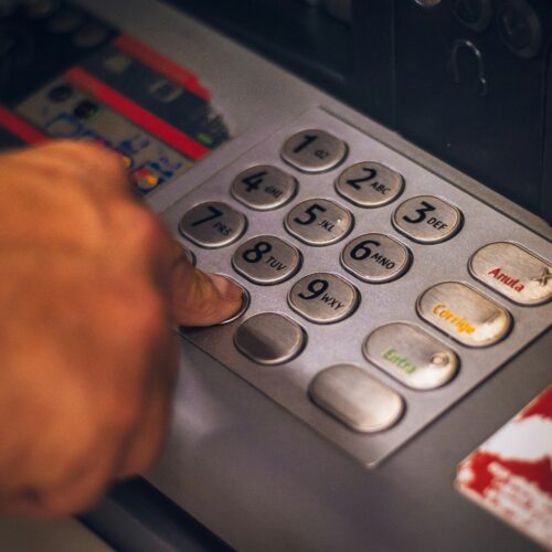 Bancomat fatto esplodere nella notte a Vidigulfo: banda in fuga con circa 10 mila euro