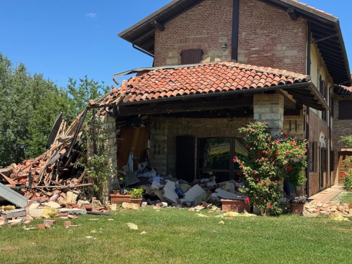 Esplode una bombola di gas e crolla parte di una cascina ad Altavilla Monferrato: un uomo ferito