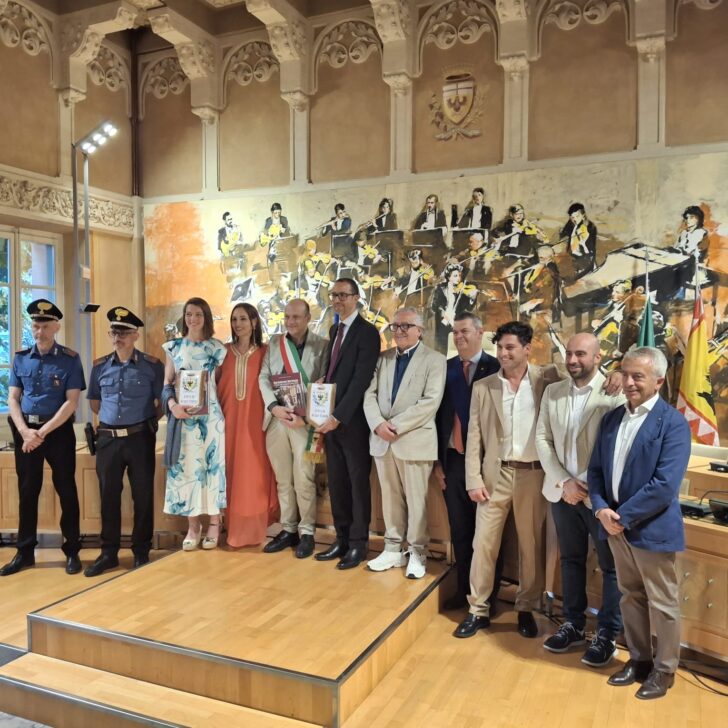 La festa multietnica illumina Acqui Terme