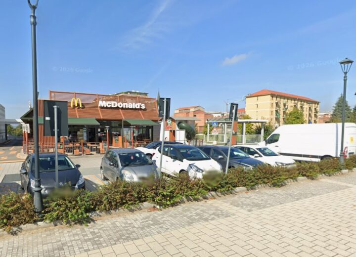 Chiusura anticipata giovedì notte al Mc Donald’s di Acqui per mancanza di personale