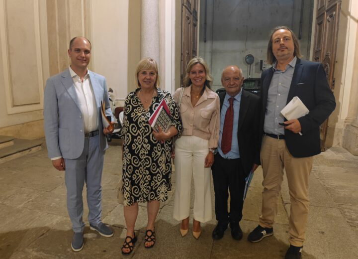 A Valenza Pd, Forza Italia e Deangelis contro Merlino (FdI): “Da che parte sta? C’è un accordo con Ballerini?”