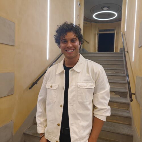 “Sto scrivendo canzoni bellissime. Non mi accontento”: dopo X Factor PierC pronto a spiccare il volo