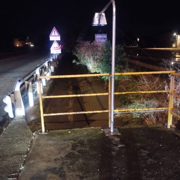 Rio Lovassina: prima dell’esondazione a Spinetta scontro politico sui lavori, tra “ritardi” e “scaricabarile”