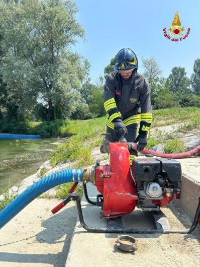 Esercitazione Protezione Civile a Casale: al lavoro i Vigili del Fuoco per simulare un salvataggio nel fiume