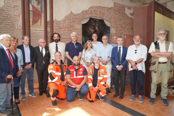 Nuove ambulanze grazie alla Fondazione CrAl e una sfida che va oltre i mezzi: “Ora servono nuovi volontari”