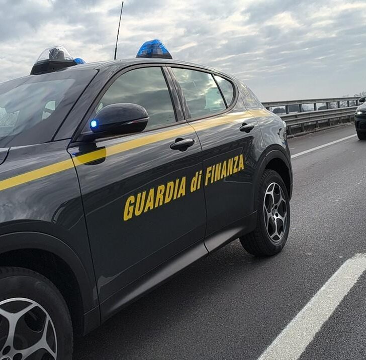 Vendite truffaldine ‘porta a porta’: nella rete 1200 anziane. Chiesto rinvio a giudizio per componenti organizzazione criminale