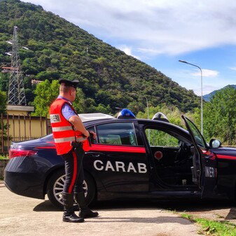 Si fingono Carabinieri per truffare anziani: incastrati da una chat