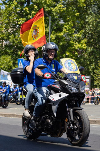 Motoraduno Madonnina dei Centauri: le foto della sfilata in piazza Garibaldi ad Alessandria