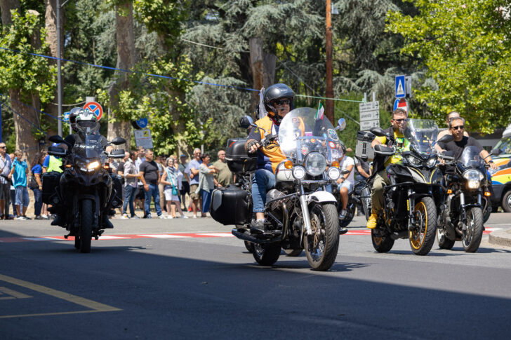 Motoraduno Madonnina dei Centauri: le foto della sfilata in piazza Garibaldi ad Alessandria