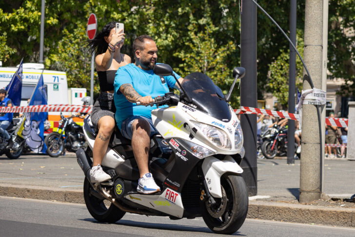 Motoraduno Madonnina dei Centauri: le foto della sfilata in piazza Garibaldi ad Alessandria