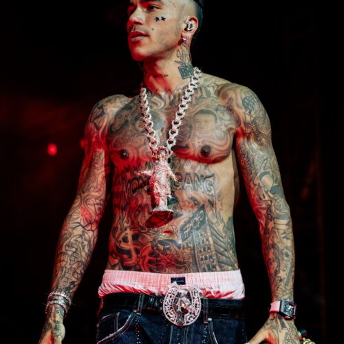 Sfera Ebbasta annuncia il nuovo Live Tour 2027