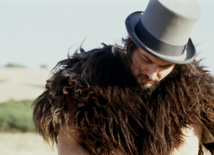 Vinicio Capossela festeggia due pietre miliari della sua discografia