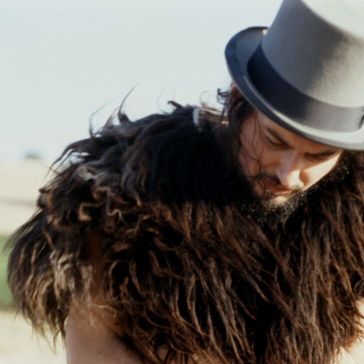 Vinicio Capossela festeggia due pietre miliari della sua discografia