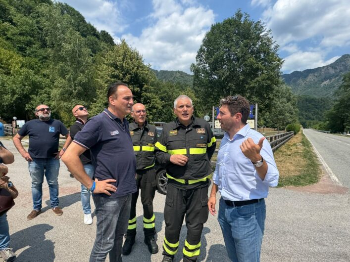 Incendi in Piemonte, Cirio a Premosello Chiovenda: “Oltre 500 persone al lavoro su tutti i fronti degli incendi”