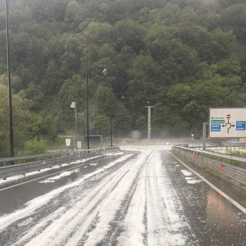 Violenta grandinata nell’Alto Piemonte: le foto