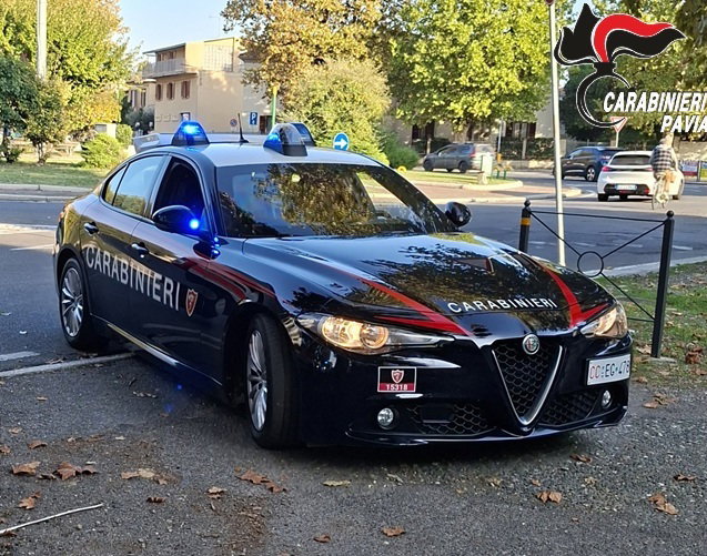 Provoca un incidente a Casteggio e fugge senza prestare soccorso: denunciato un ventenne