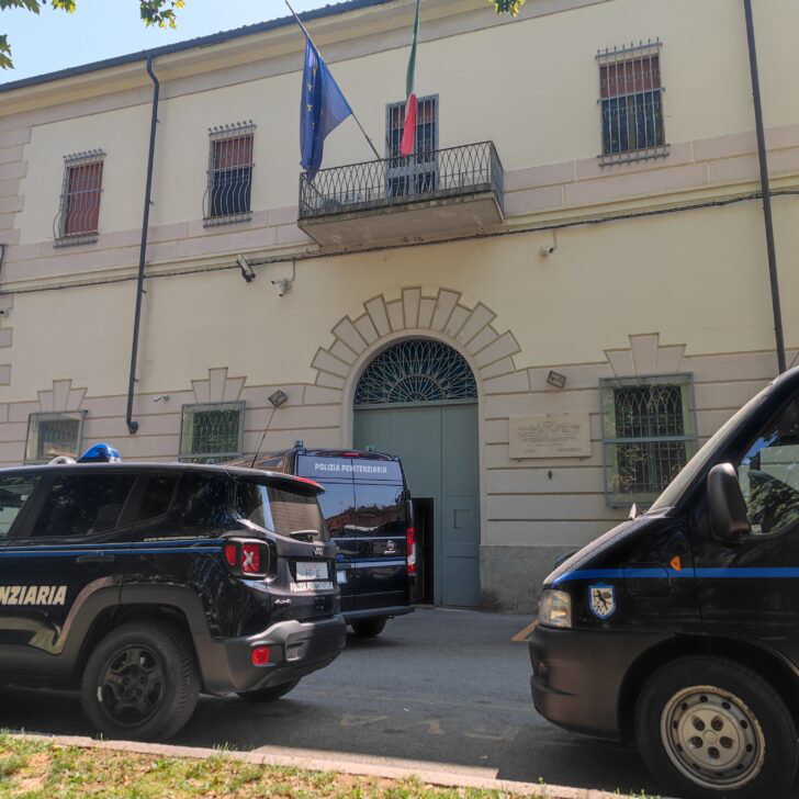 Detenuti forzano uno sbarramento ma vengono bloccati: la ricostruzione della protesta nel carcere di Alessandria