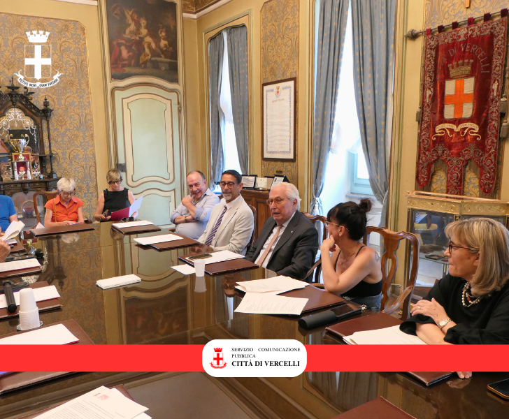 Vercelli alza il sipario sulla nuova stagione del Teatro Civico: da Laura Morante a Lino Guanciale, 11 spettacoli tra prosa e grandi interpreti
