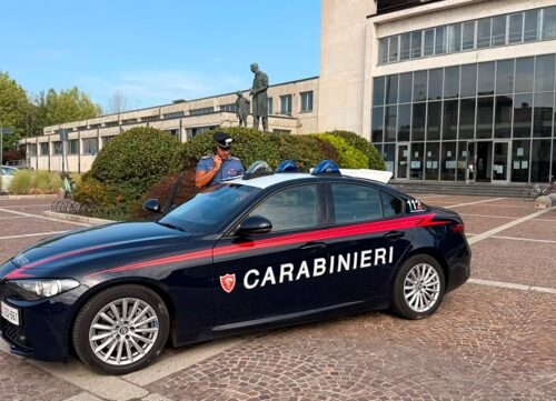 Controlli dei Carabinieri a Vigevano: fermata una rissa in centro, tre persone denunciate