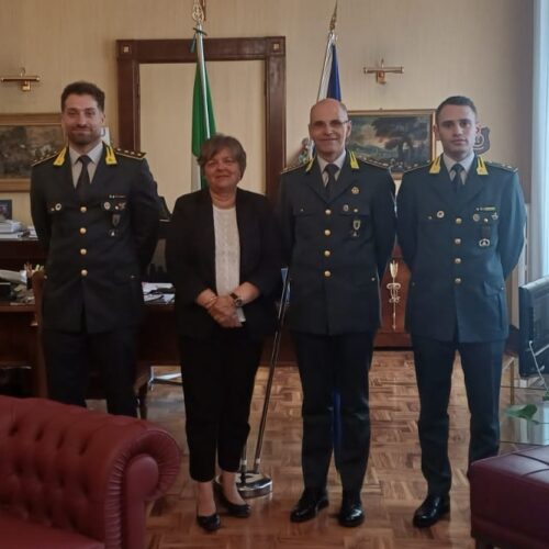 Cambio al comando della Guardia di Finanza di Vigevano: il Prefetto di Pavia saluta Crisostomi e accoglie Attruia