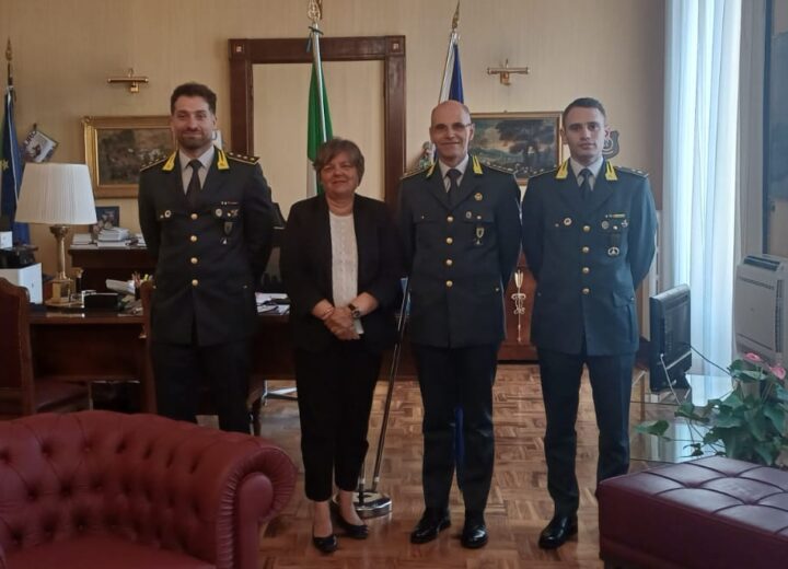 Cambio al comando della Guardia di Finanza di Vigevano: il Prefetto di Pavia saluta Crisostomi e accoglie Attruia