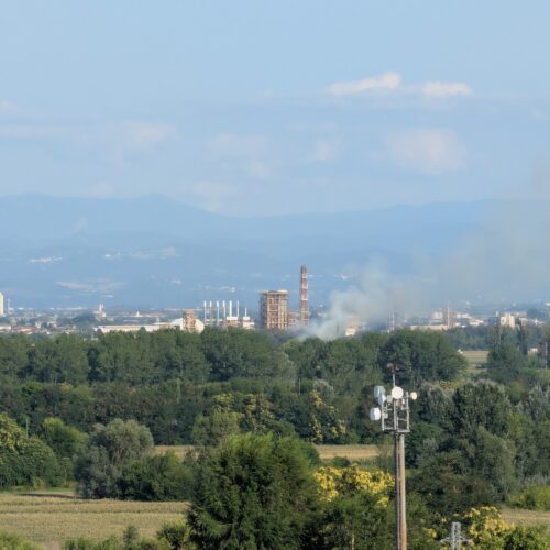 Incendio sterpaglie a Spinetta Marengo: sul posto i Vigili del Fuoco