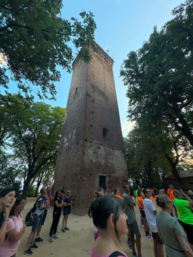 Novi Ligure riabbraccia il Parco Castello: cancelli riaperti e orario esteso dalle 6 alle 22