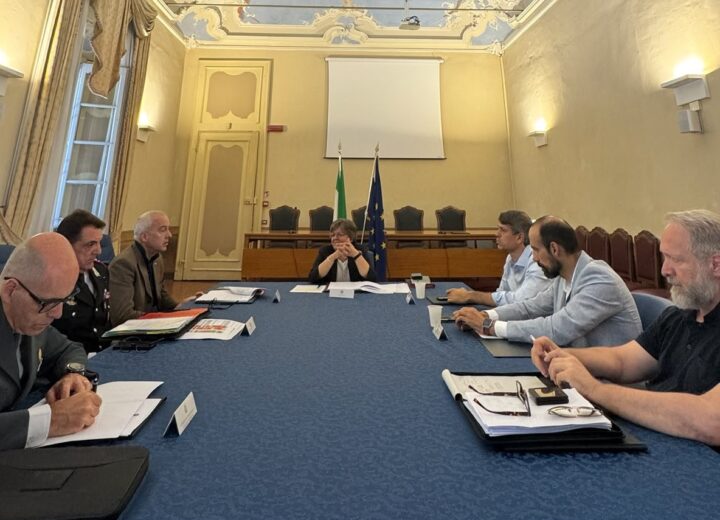 Stretta contro droga e malamovida nel Pavese: 64 controlli straordinari, quasi 4.800 persone identificate