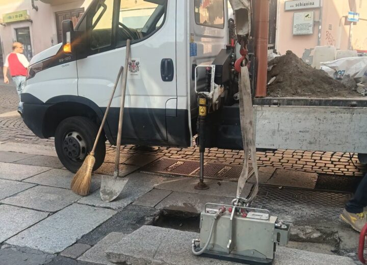 Fino a giovedì chiuso un tratto di via Brescia ad Alessandria per lavori urgenti