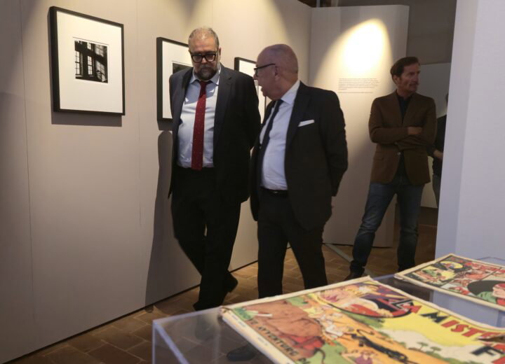 La Fondazione Cral celebra Eco e la nebbia: foto e citazioni per ricordare il suo amore per il territorio