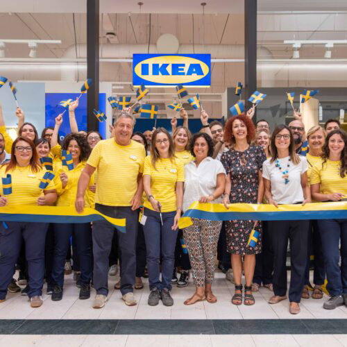 Inaugurato lo spazio Ikea per progettare casa e ufficio. Rinnovato anche l’impegno con Me.dea.