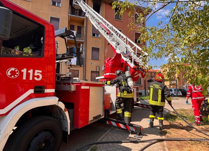Incendio in un appartamento a Vigevano. Una persona trovata morta all’interno dell’alloggio
