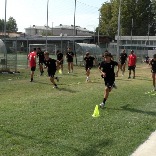 Calcio, primi giorni di lavoro per il Casale: “Pronti a un campionato di vertice”