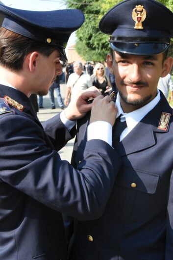 Alla Scuola di Polizia di Alessandria la consegna degli alamari agli allievi agenti del 233° corso