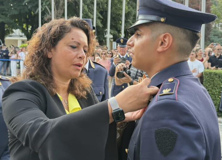 Alla Scuola di Polizia di Alessandria la consegna degli alamari agli allievi agenti del 233° corso